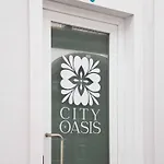 Oasis C - Centre Apartment